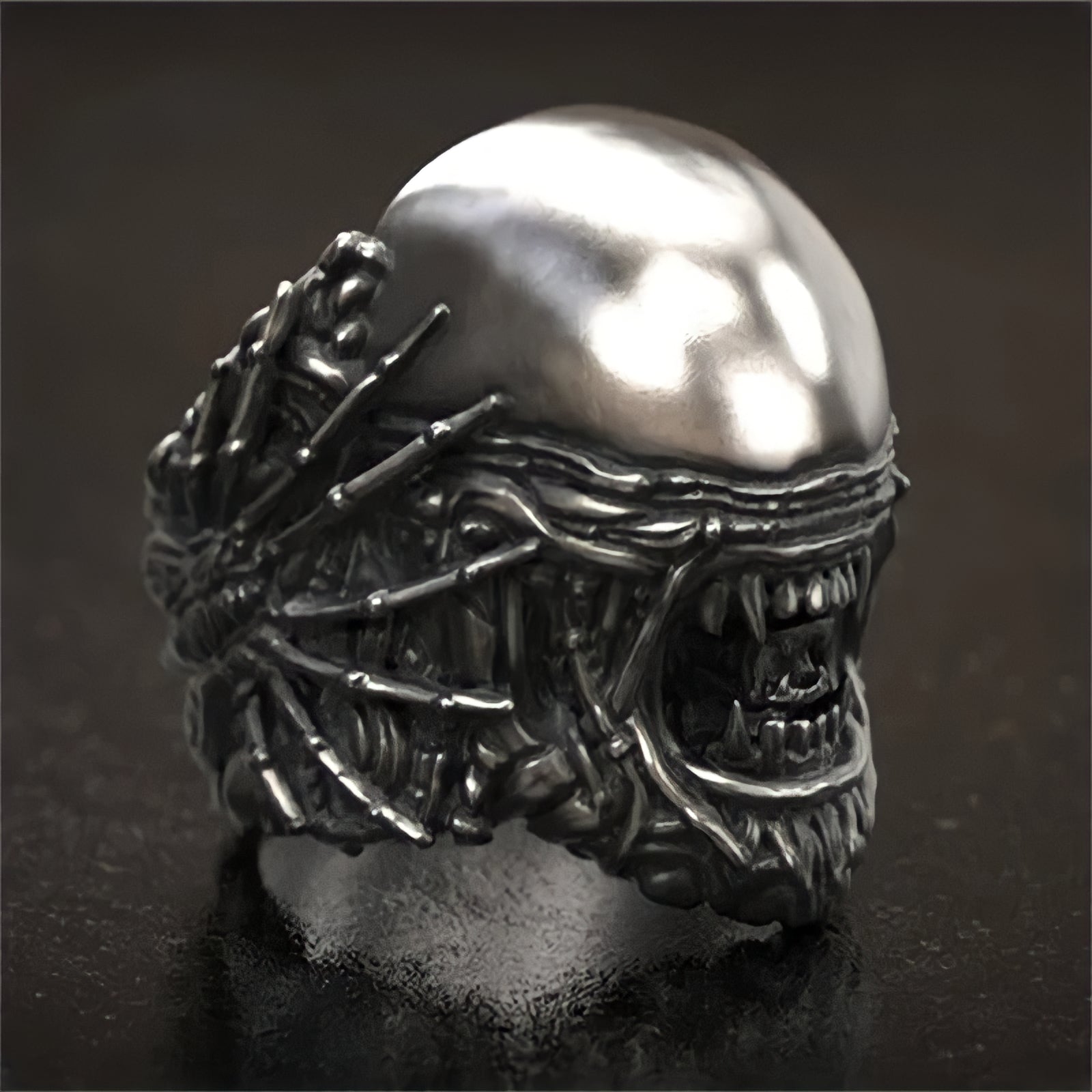 Alien Ring