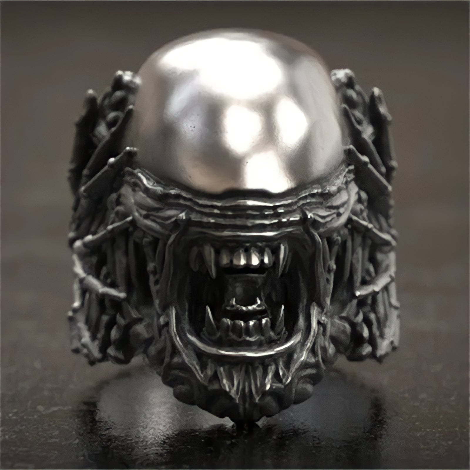 Alien Ring