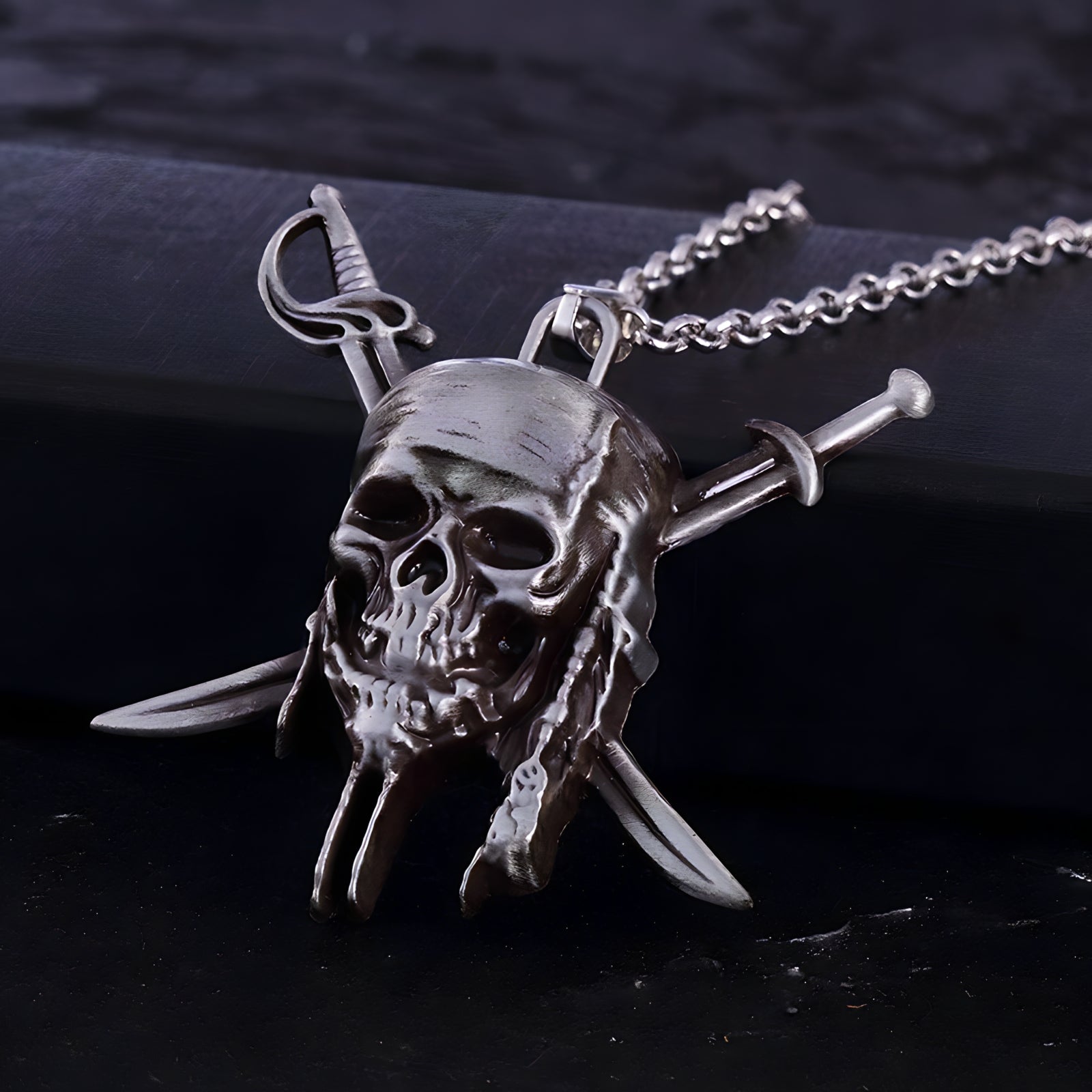 Jack Sparrow Skull Necklace